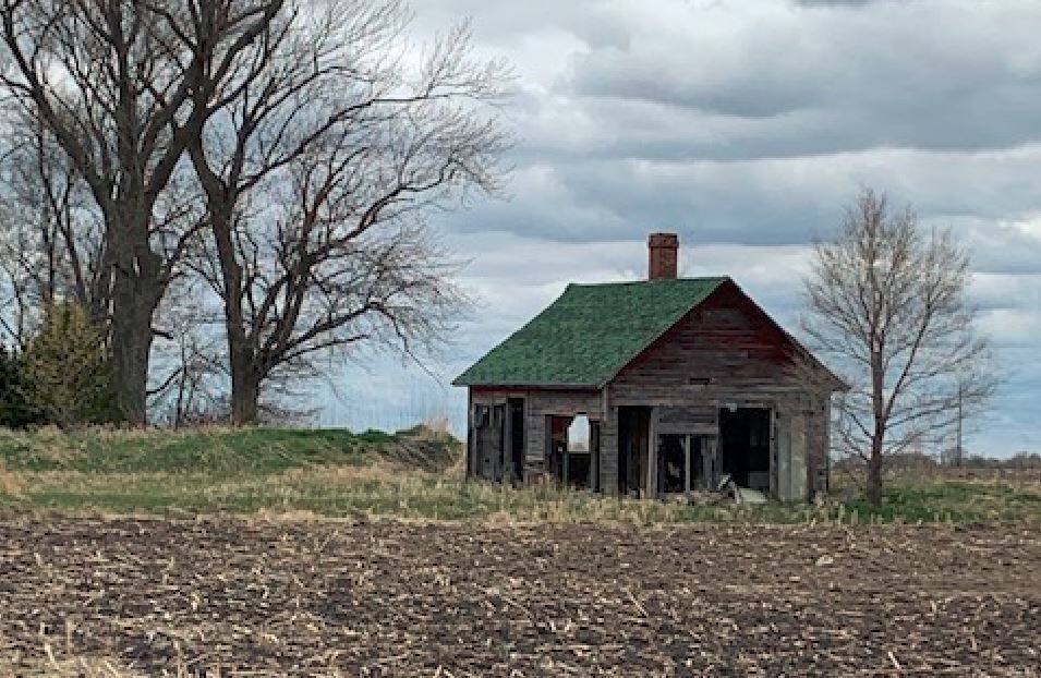 County Road 90 well house